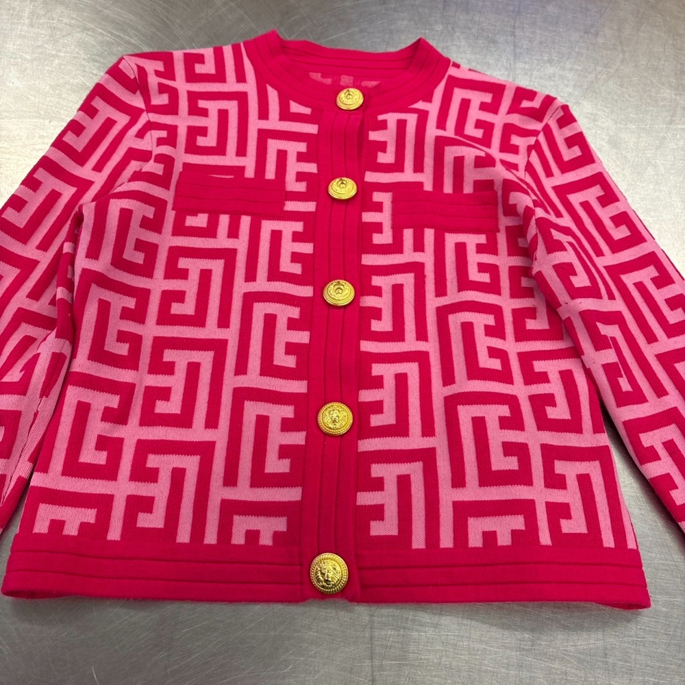 Balmain x Barbie Women's Cropped Monogram
Cardigan Jacquard Wool Blend Pink